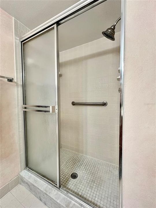 Active With Contract: $207,500 (2 beds, 2 baths, 1070 Square Feet)