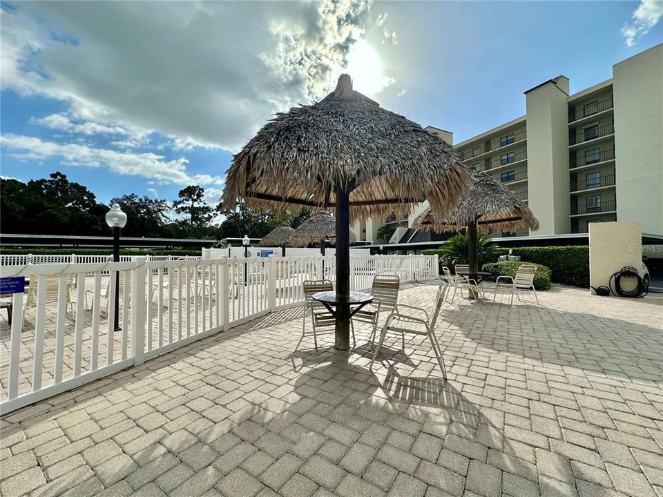 Active With Contract: $207,500 (2 beds, 2 baths, 1070 Square Feet)