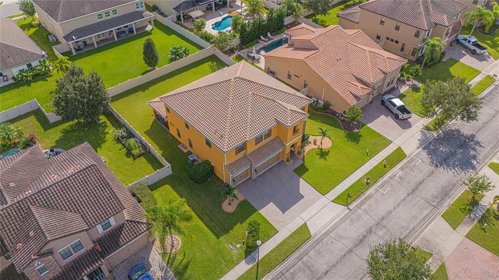 На продажу: $799,900 (6 спален, 4 ванн, 4456 Квадратных фут)