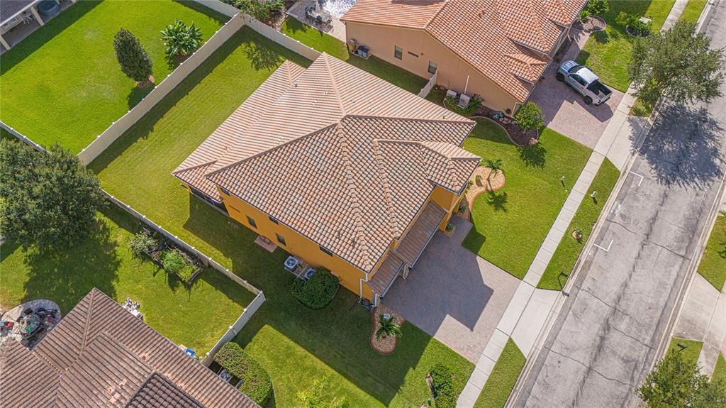 На продажу: $799,900 (6 спален, 4 ванн, 4456 Квадратных фут)