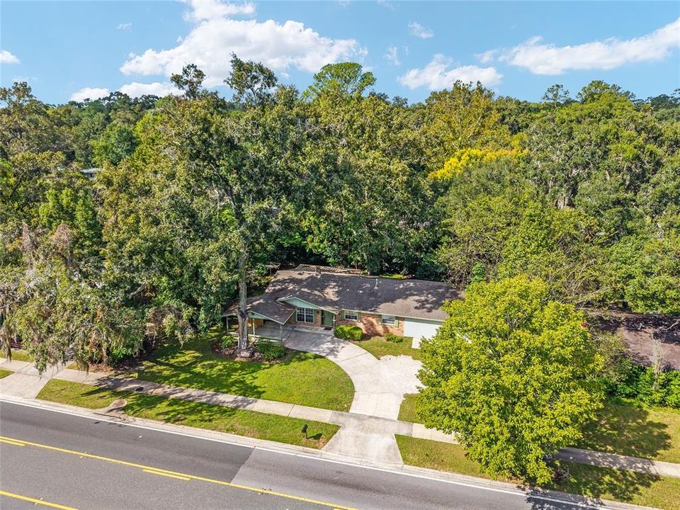 For Sale: $330,000 (4 beds, 3 baths, 1841 Square Feet)