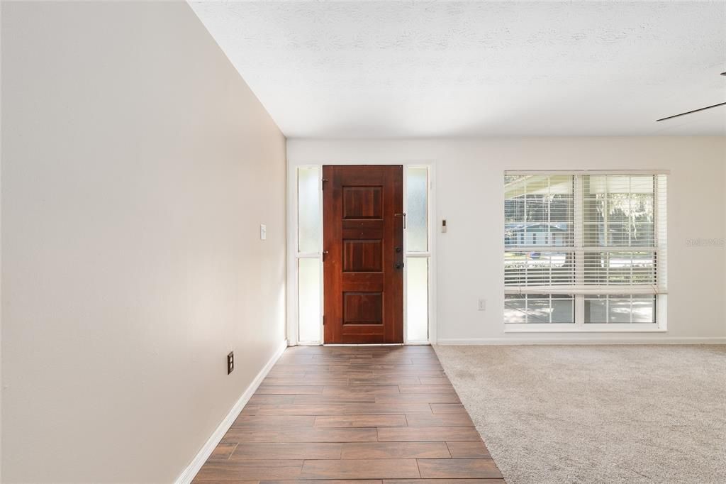 For Sale: $330,000 (4 beds, 3 baths, 1841 Square Feet)