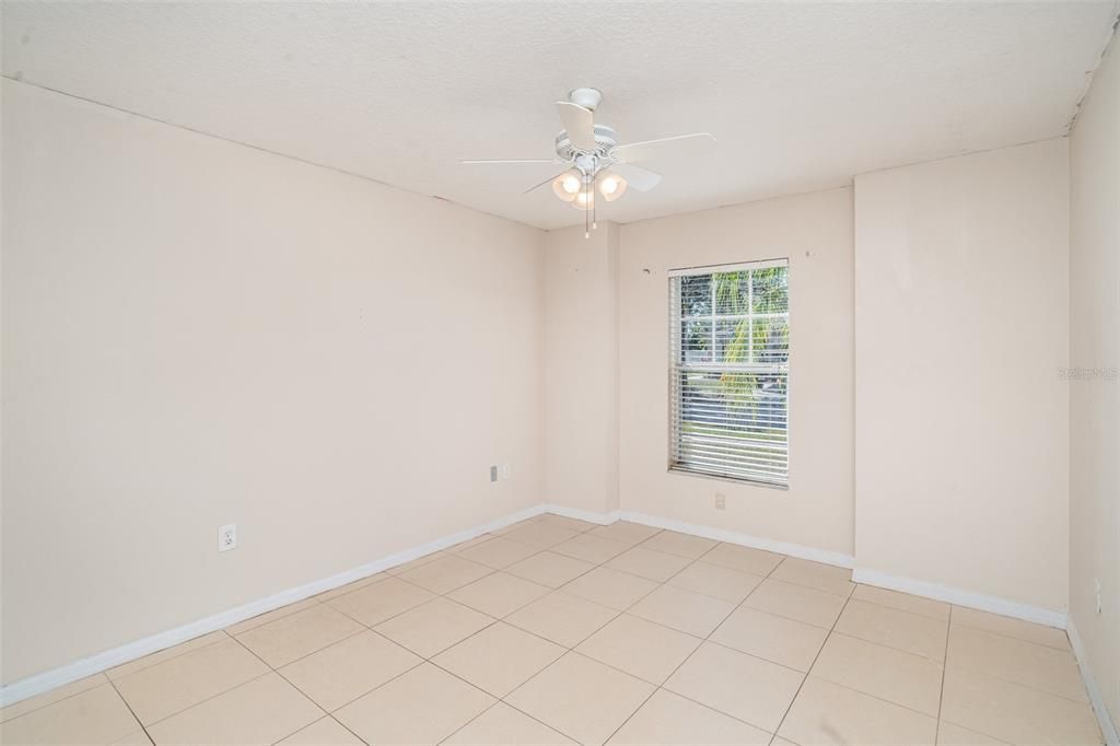 На продажу: $285,500 (3 спален, 2 ванн, 1482 Квадратных фут)