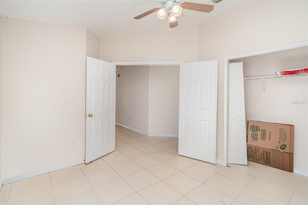 На продажу: $285,500 (3 спален, 2 ванн, 1482 Квадратных фут)