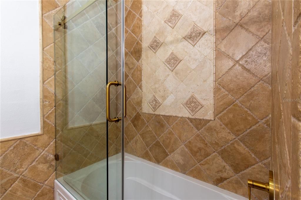 For Rent: $9,200 (4 beds, 3 baths, 2966 Square Feet)