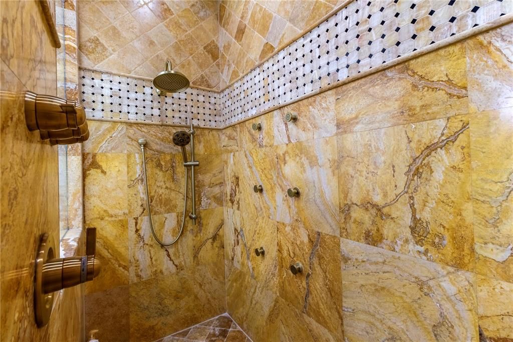 For Rent: $9,200 (4 beds, 3 baths, 2966 Square Feet)