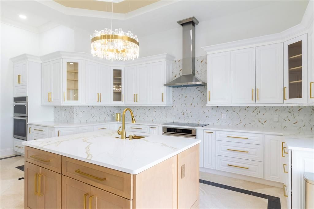 For Rent: $9,200 (4 beds, 3 baths, 2966 Square Feet)