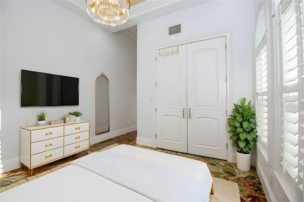 For Rent: $9,200 (4 beds, 3 baths, 2966 Square Feet)