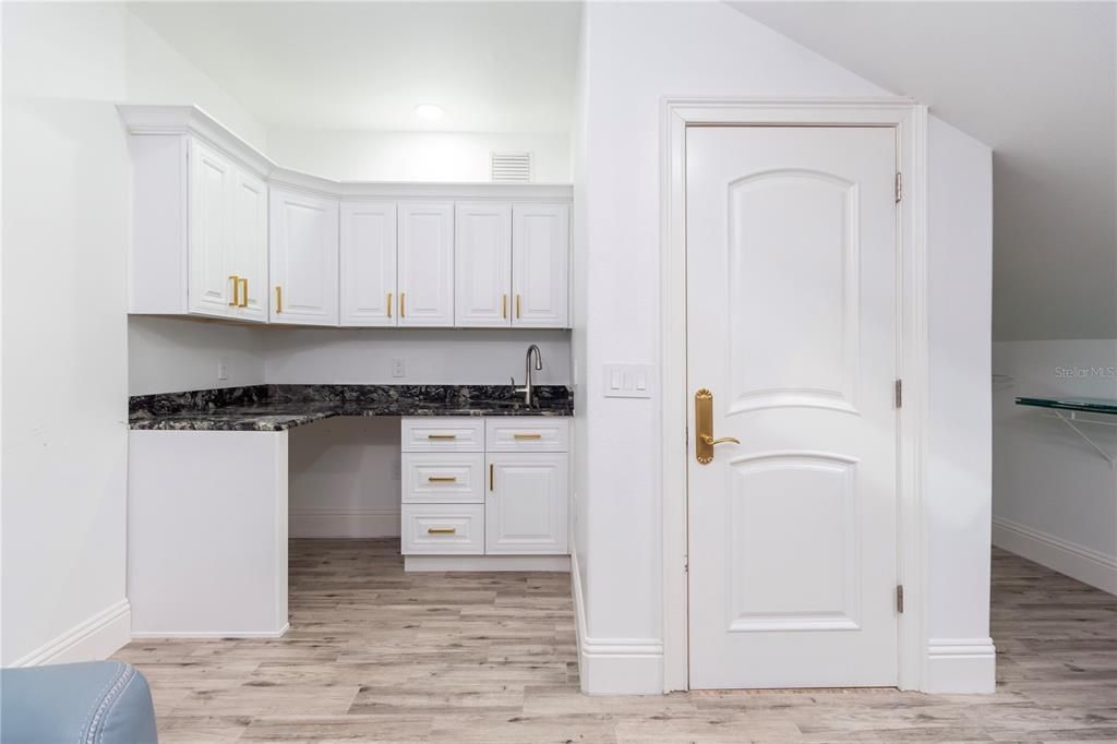 For Rent: $9,200 (4 beds, 3 baths, 2966 Square Feet)