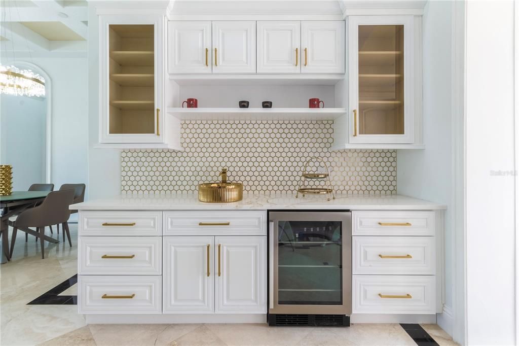 For Rent: $9,200 (4 beds, 3 baths, 2966 Square Feet)