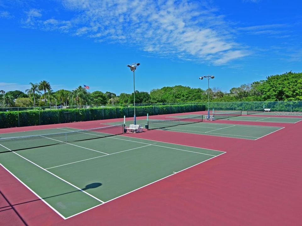 For Rent: $4,500 (2 beds, 2 baths, 1866 Square Feet)