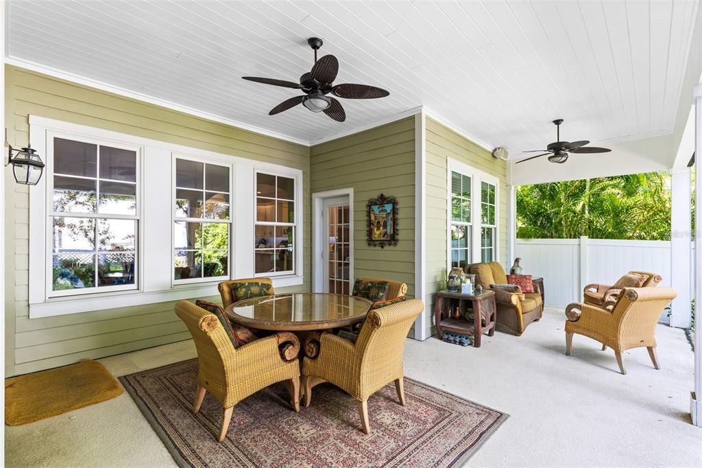 Active With Contract: $1,400,000 (4 beds, 4 baths, 3264 Square Feet)