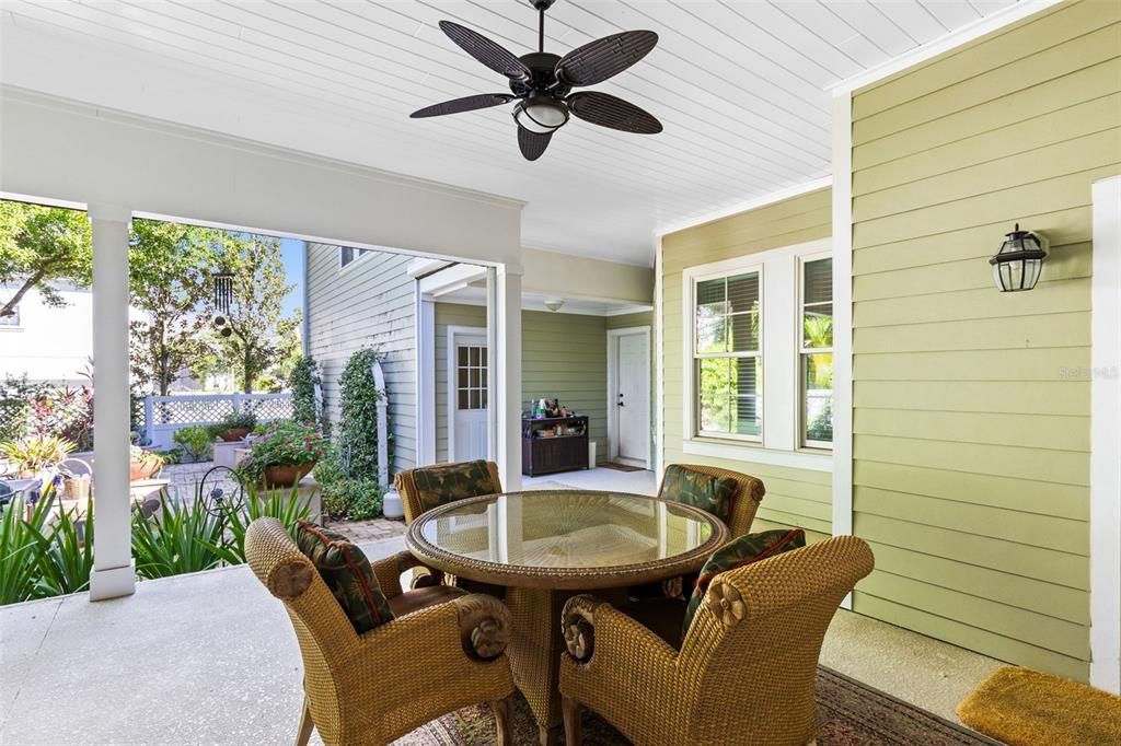 Active With Contract: $1,400,000 (4 beds, 4 baths, 3264 Square Feet)