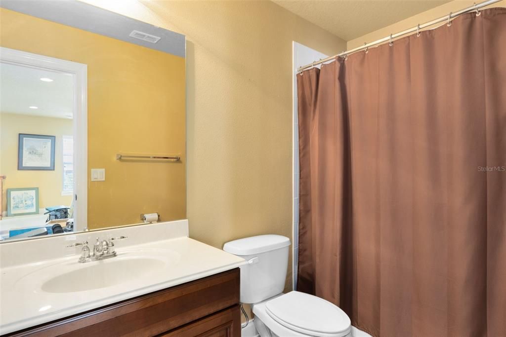 Active With Contract: $1,400,000 (4 beds, 4 baths, 3264 Square Feet)