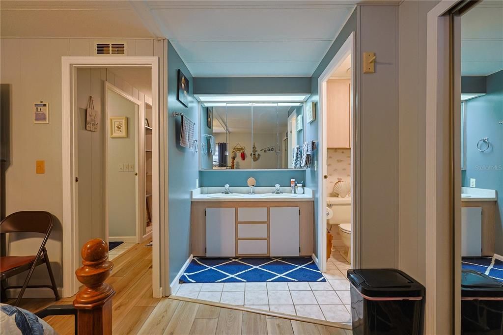 待售: $249,500 (3 贝兹, 2 浴室, 1406 平方英尺)