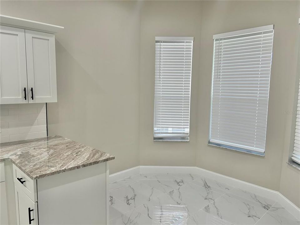 待售: $439,900 (3 贝兹, 2 浴室, 1690 平方英尺)