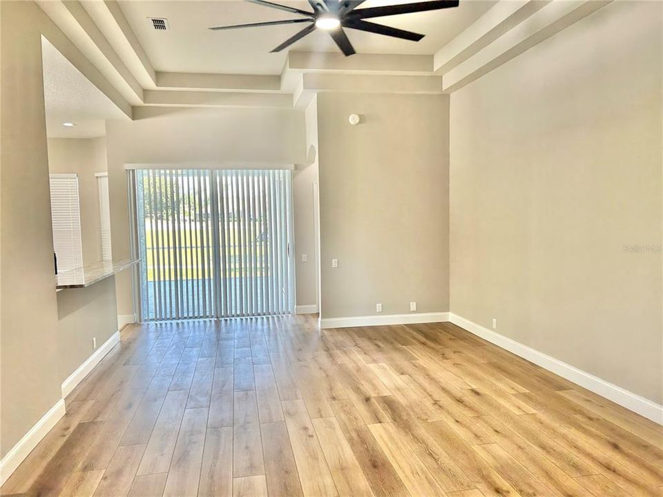 待售: $439,900 (3 贝兹, 2 浴室, 1690 平方英尺)