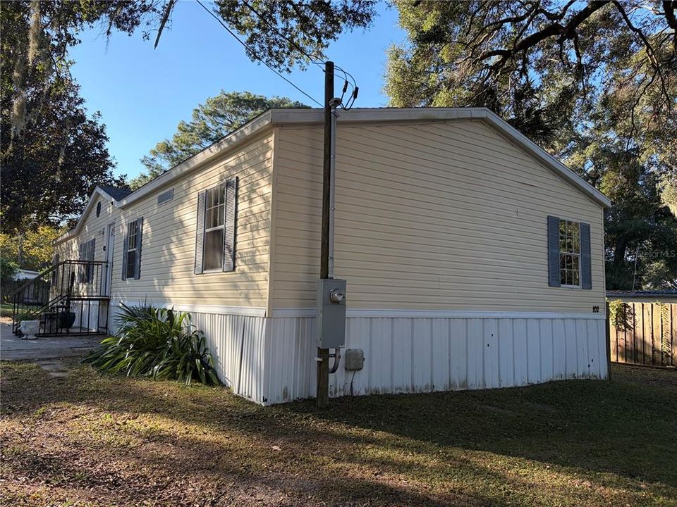 For Sale: $249,900 (4 beds, 2 baths, 1848 Square Feet)