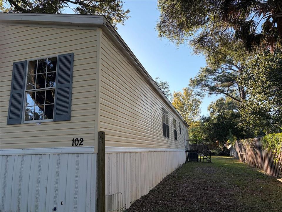 For Sale: $249,900 (4 beds, 2 baths, 1848 Square Feet)