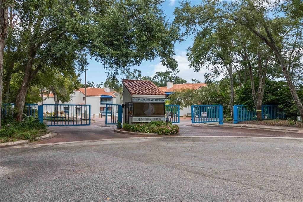 For Sale: $309,000 (2 beds, 2 baths, 1164 Square Feet)