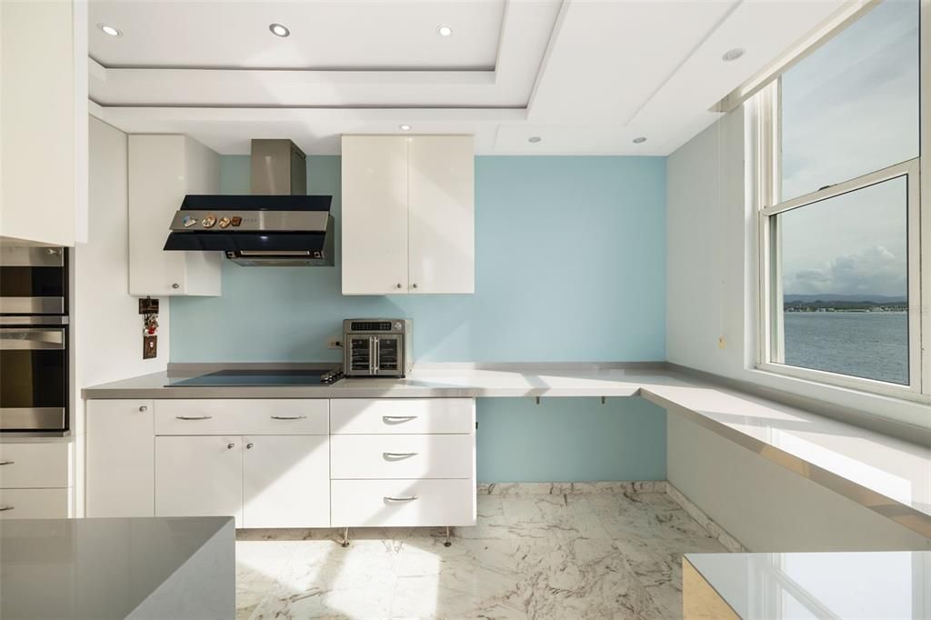 En Renta: $6,450 (4 camas, 2 baños, 1970 Pies cuadrados)