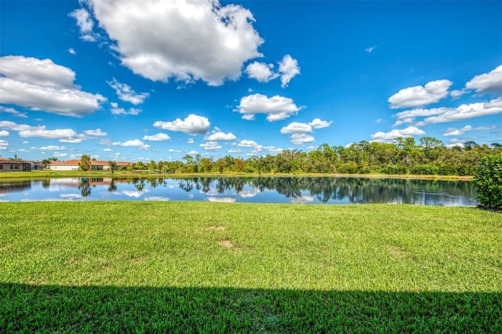 For Sale: $752,000 (3 beds, 2 baths, 2398 Square Feet)