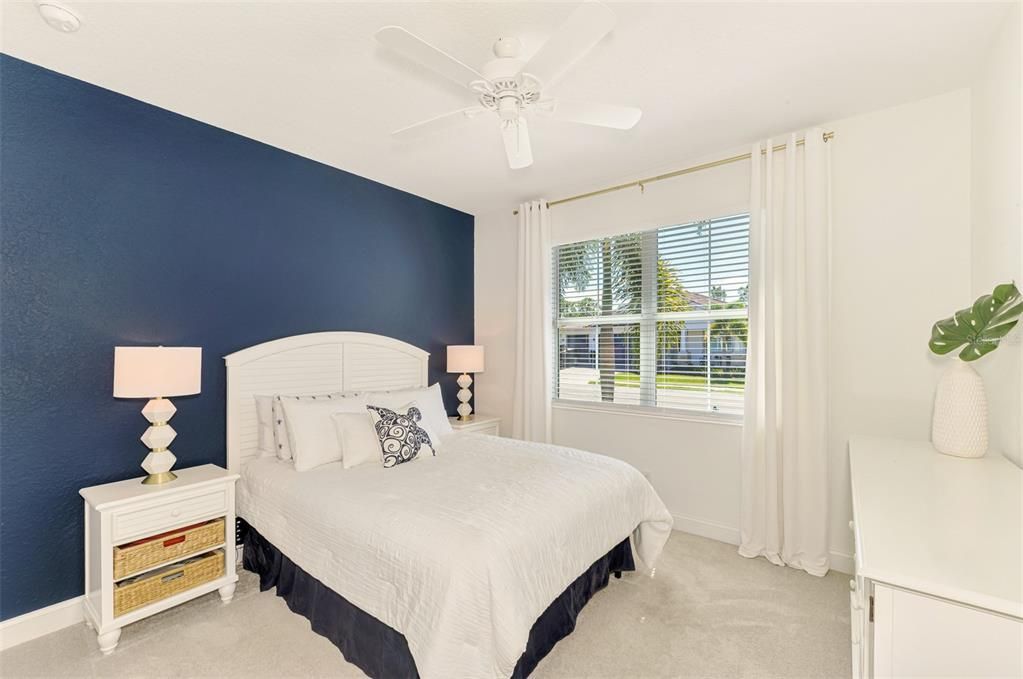 For Sale: $752,000 (3 beds, 2 baths, 2398 Square Feet)