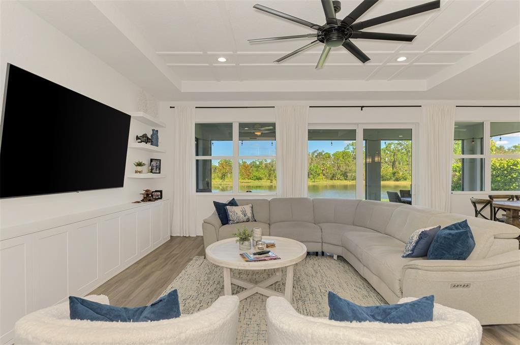 For Sale: $752,000 (3 beds, 2 baths, 2398 Square Feet)