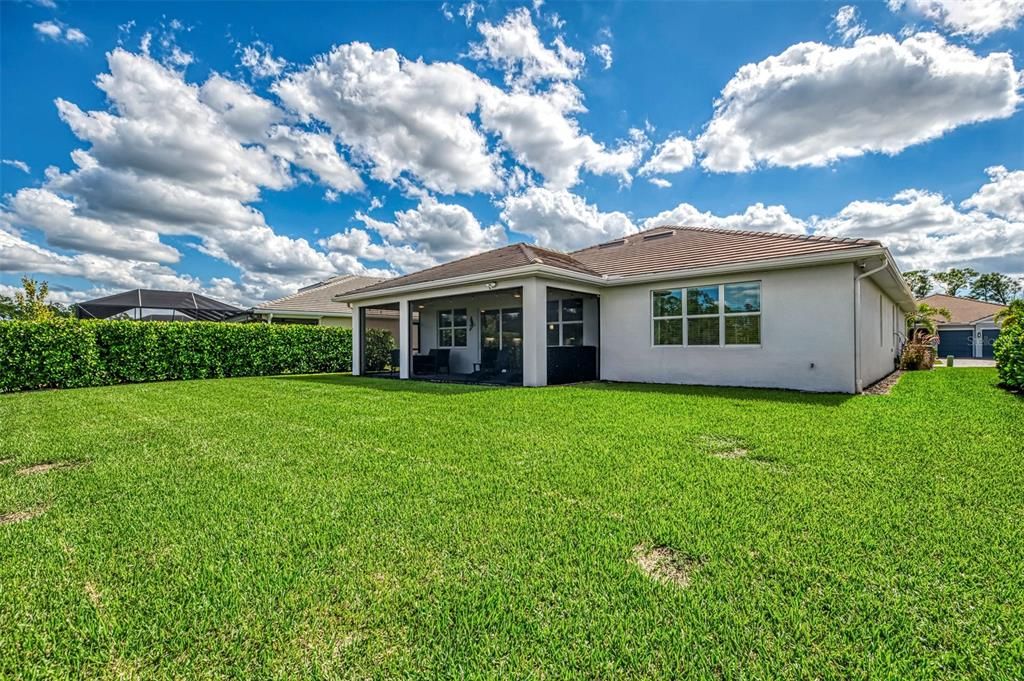 For Sale: $752,000 (3 beds, 2 baths, 2398 Square Feet)