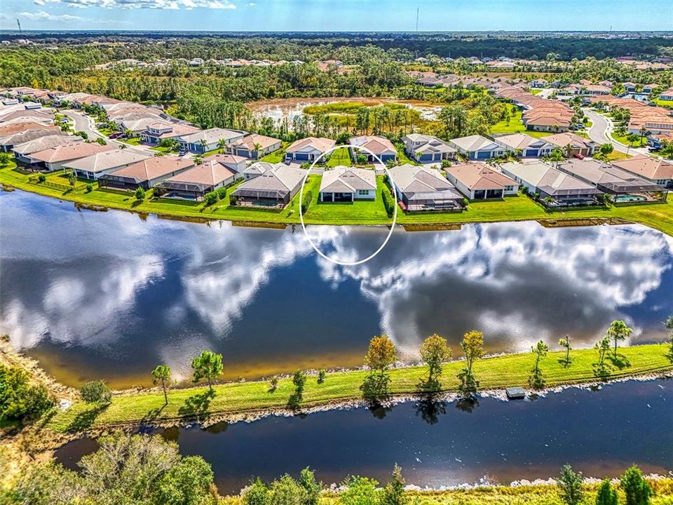 For Sale: $752,000 (3 beds, 2 baths, 2398 Square Feet)