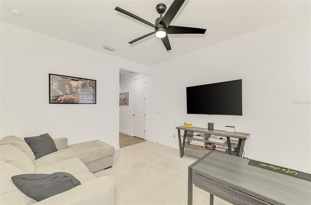 For Sale: $752,000 (3 beds, 2 baths, 2398 Square Feet)