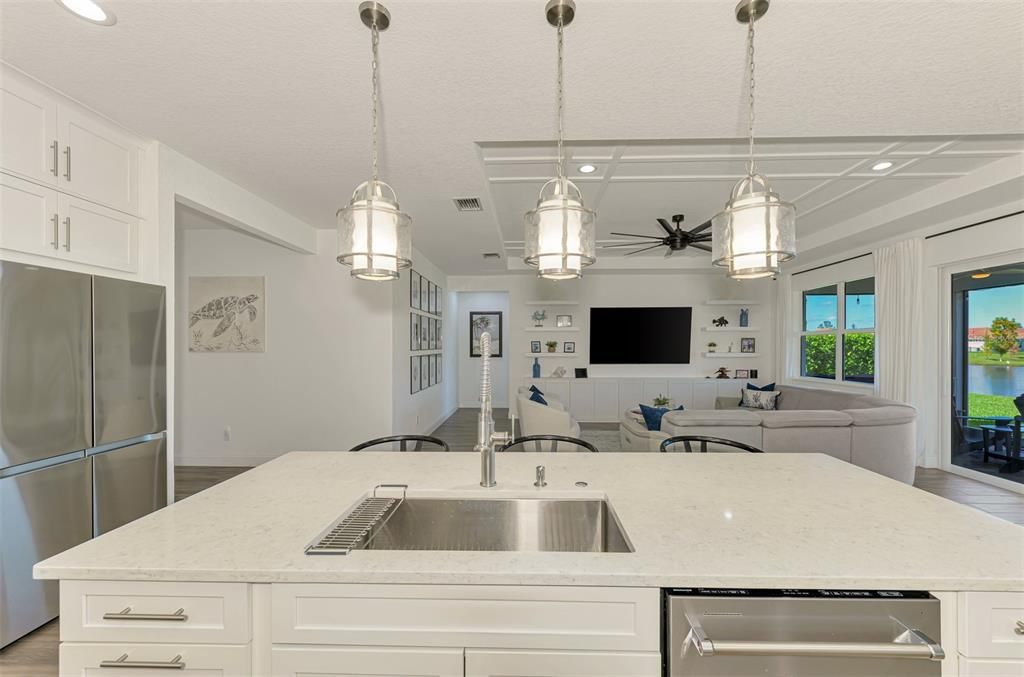 For Sale: $752,000 (3 beds, 2 baths, 2398 Square Feet)