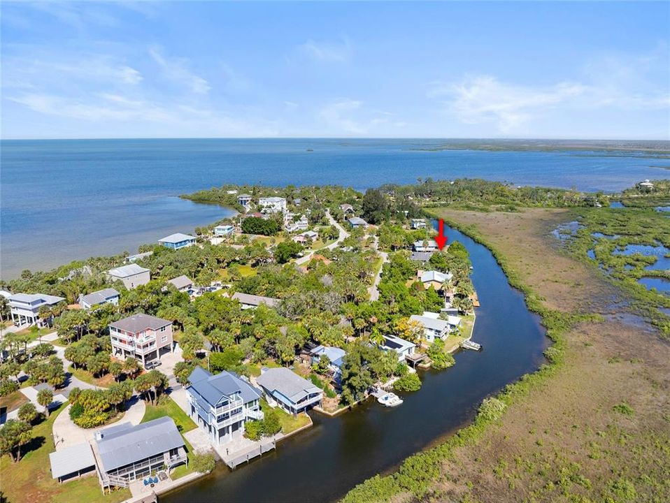 En Venta: $395,000 (0.16 acres)