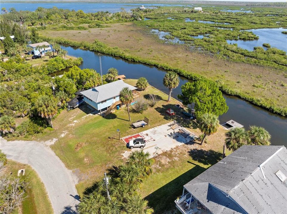 En Venta: $395,000 (0.16 acres)