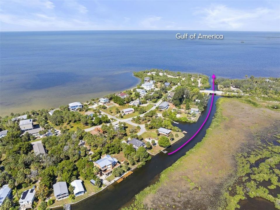 En Venta: $395,000 (0.16 acres)