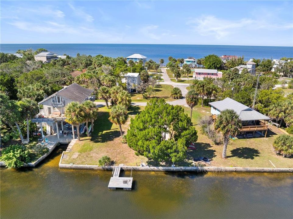 En Venta: $395,000 (0.16 acres)