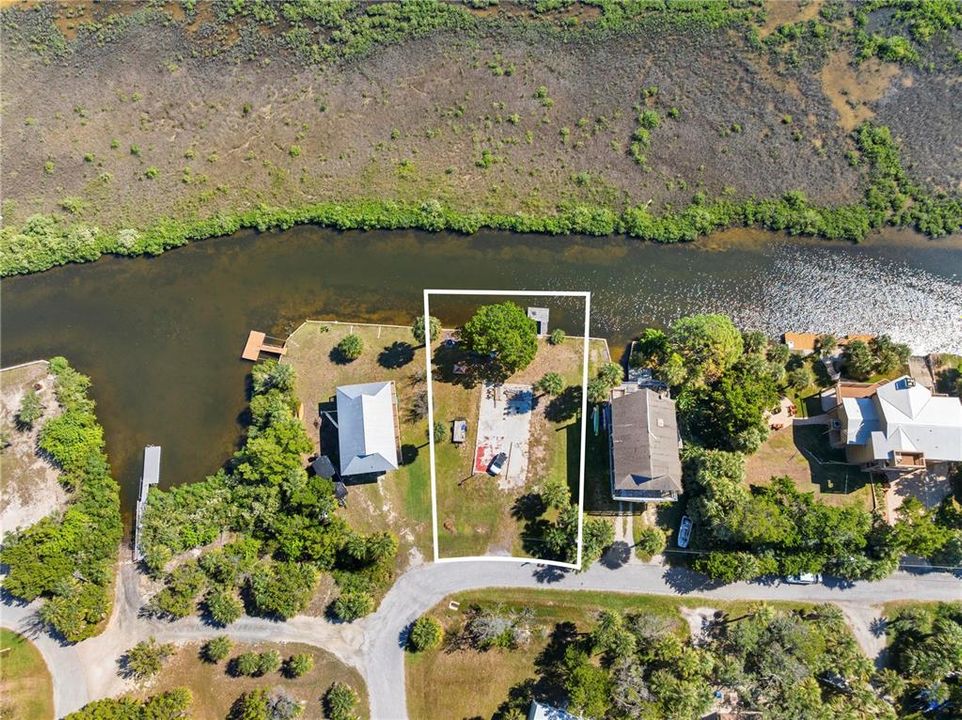 En Venta: $395,000 (0.16 acres)