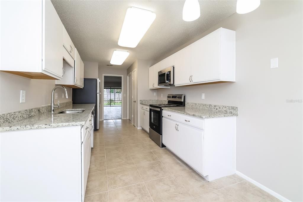 For Sale: $422,000 (3 beds, 2 baths, 1529 Square Feet)