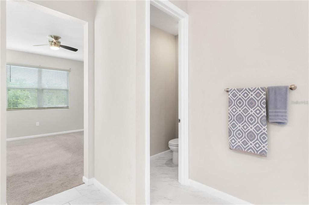 For Sale: $349,900 (4 beds, 3 baths, 2075 Square Feet)