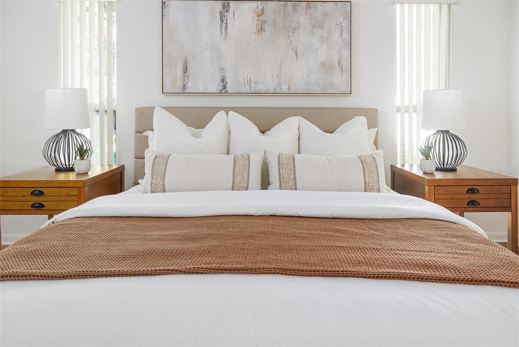 Active With Contract: $234,900 (2 beds, 2 baths, 1452 Square Feet)