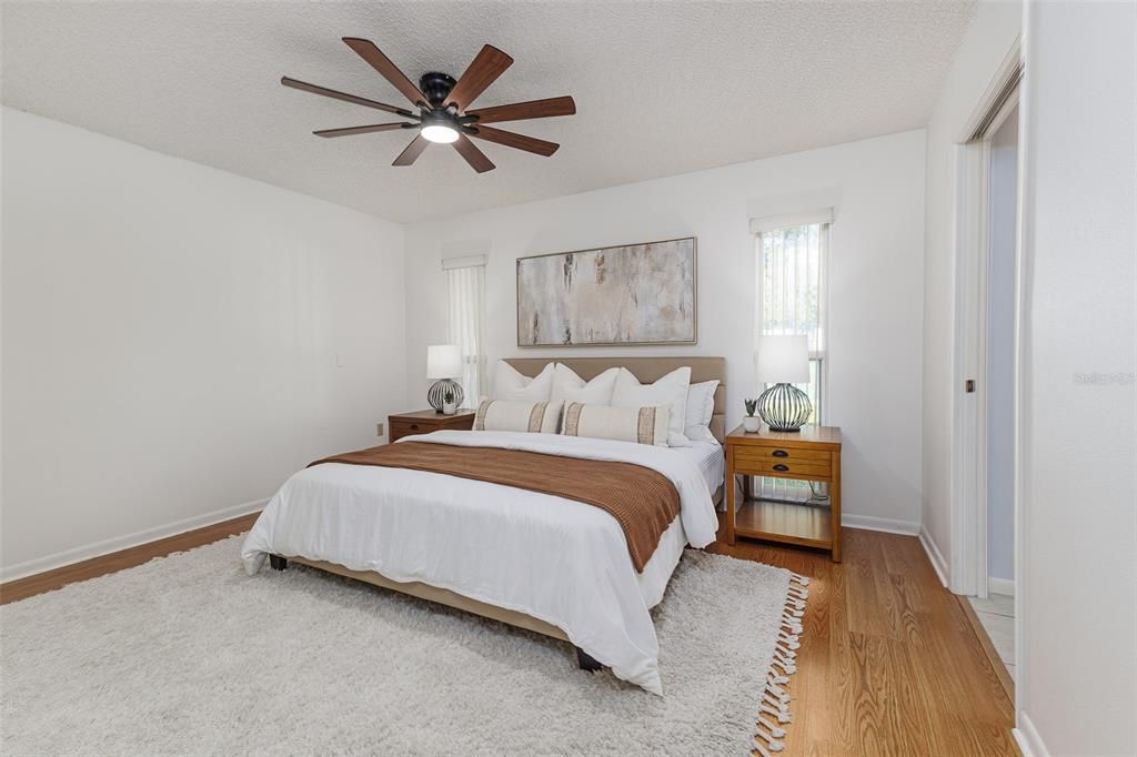 Active With Contract: $234,900 (2 beds, 2 baths, 1452 Square Feet)