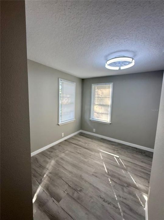 For Rent: $2,800 (4 beds, 2 baths, 1936 Square Feet)