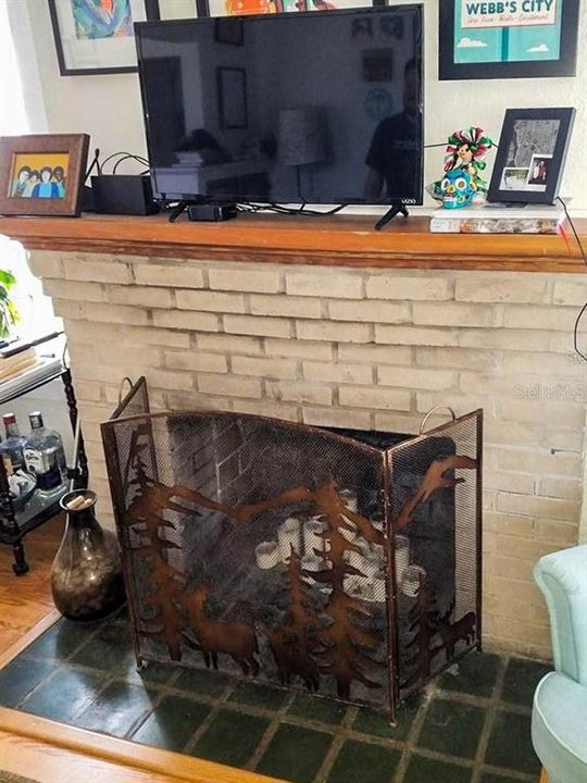 На продажу: $675,000 (2 спален, 1 ванн, 690 Квадратных фут)