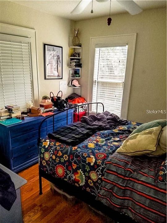 На продажу: $675,000 (2 спален, 1 ванн, 690 Квадратных фут)