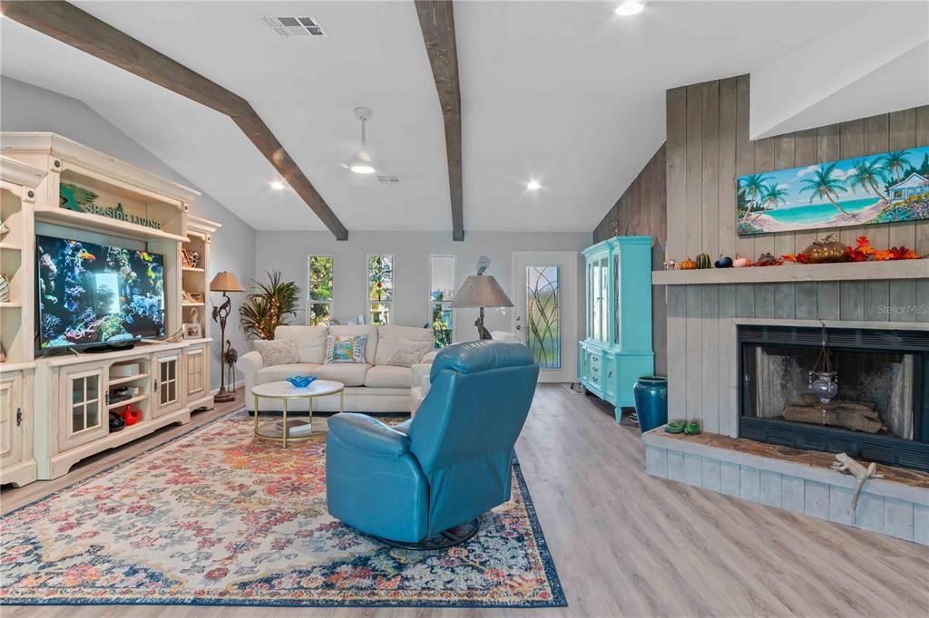 待售: $1,159,000 (3 贝兹, 2 浴室, 1534 平方英尺)