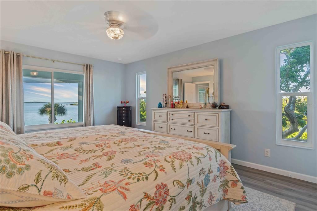 待售: $1,159,000 (3 贝兹, 2 浴室, 1534 平方英尺)