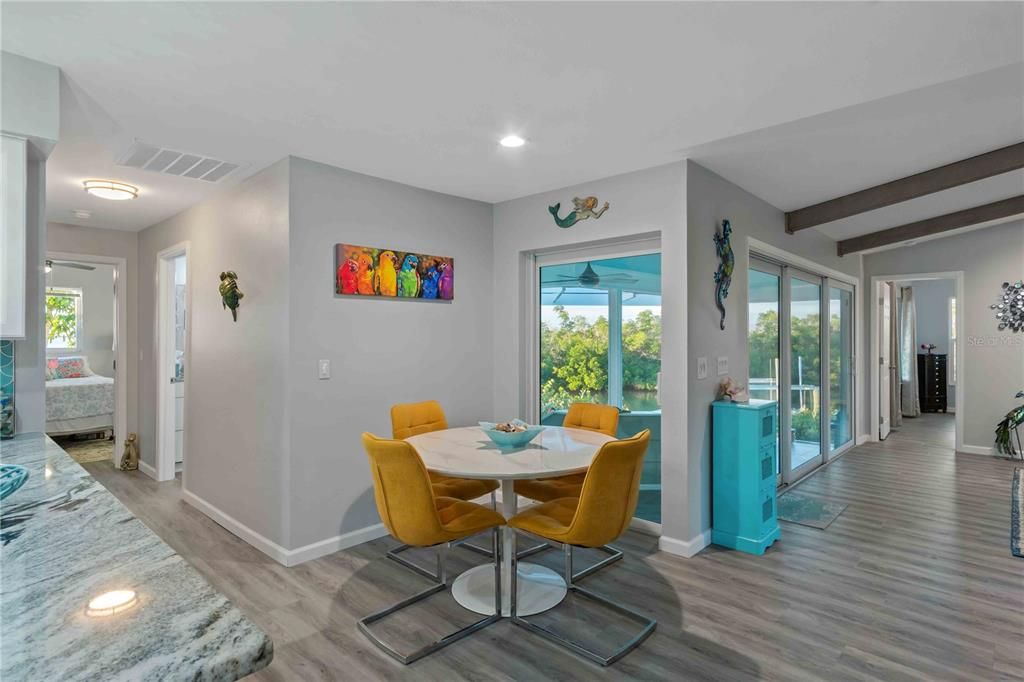 待售: $1,159,000 (3 贝兹, 2 浴室, 1534 平方英尺)