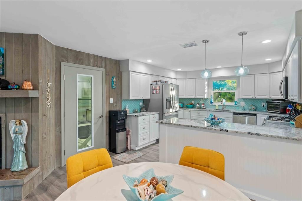 待售: $1,159,000 (3 贝兹, 2 浴室, 1534 平方英尺)