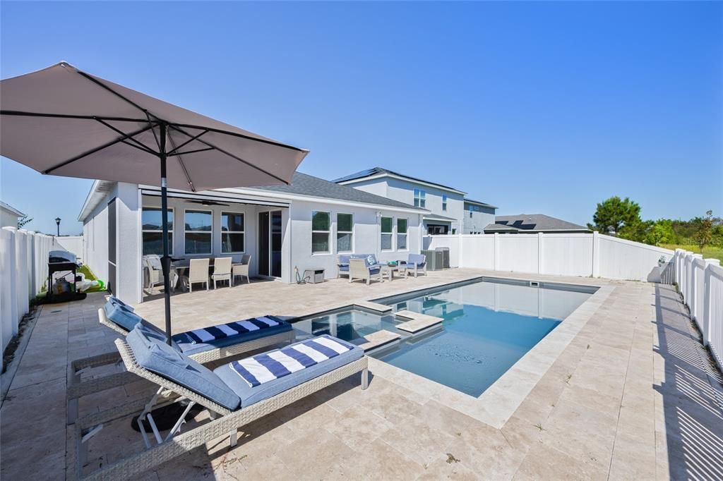 For Sale: $520,000 (3 beds, 2 baths, 2093 Square Feet)