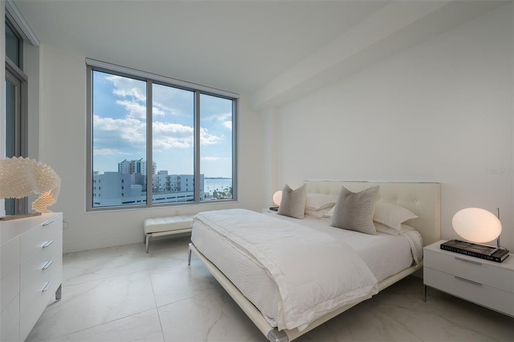 待售: $1,599,000 (2 贝兹, 2 浴室, 1577 平方英尺)